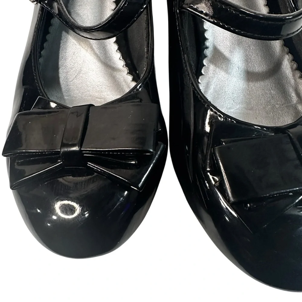 Carefully Chosen ❤️ Classic Wonder Nation Dress Shoe